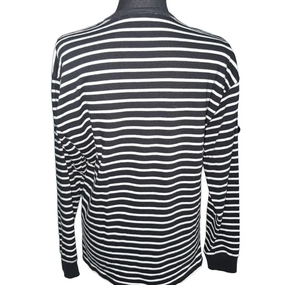 Zara NWOT Women’s Striped Long Sleeve Sweater in Black And White-Size Medium - Picture 6 of 9